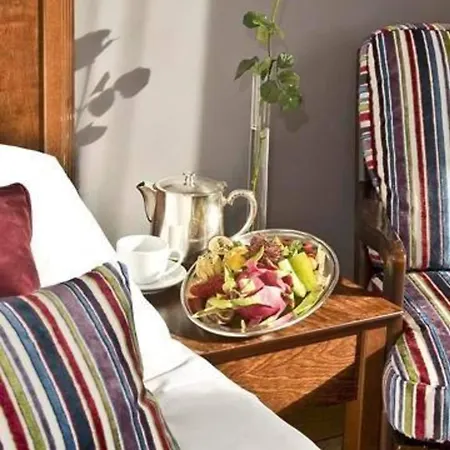 Quality Grand Hotel 4*
