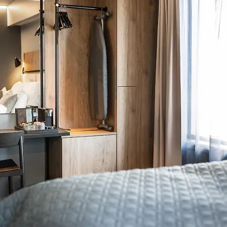 Quality Grand Hotel 4*
