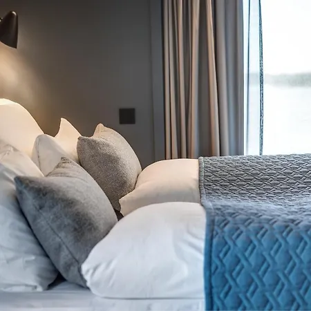 Quality Grand Hotel 4*