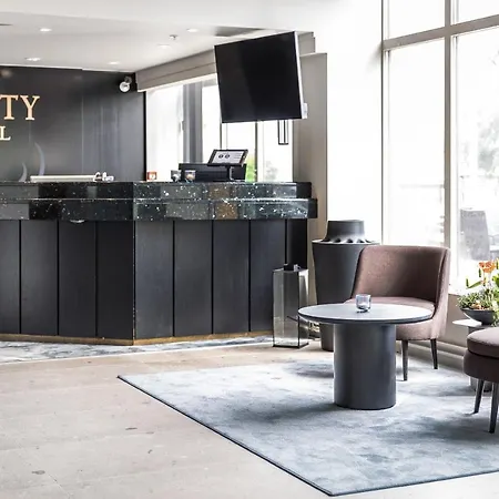 Quality Grand Hotel 4*
