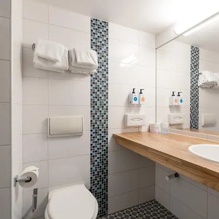 Hotell Quality Grand 4*