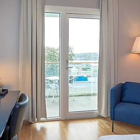 Quality Grand Hotel 4*