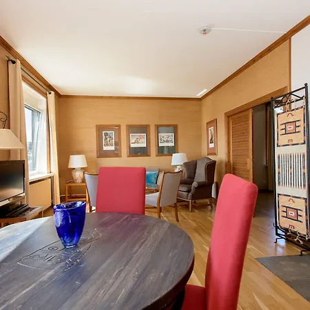 Quality Grand Hotel 4*