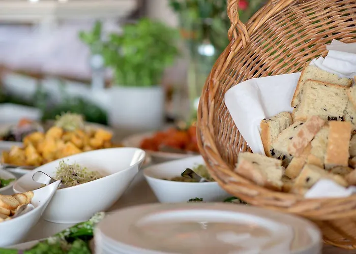 Quality Grand Larvik