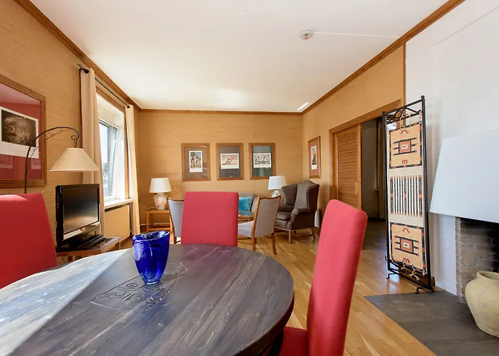 Quality Grand Hotell 4*